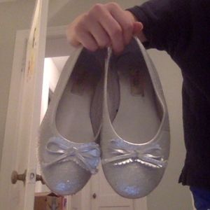 Beautiful sparkly silver shoes